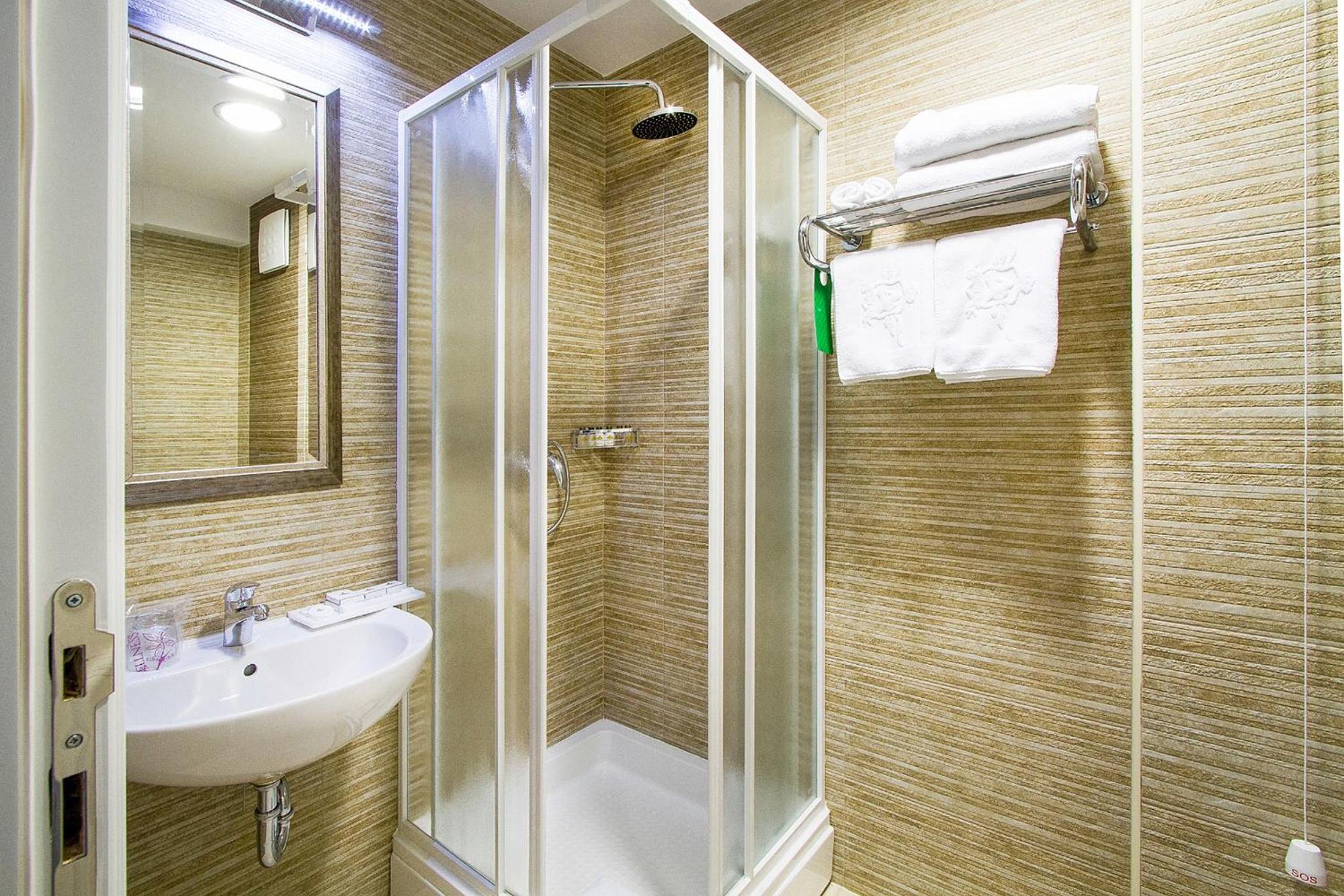 Šabac A Hoteli - Hotel Sloboda חדר תמונה